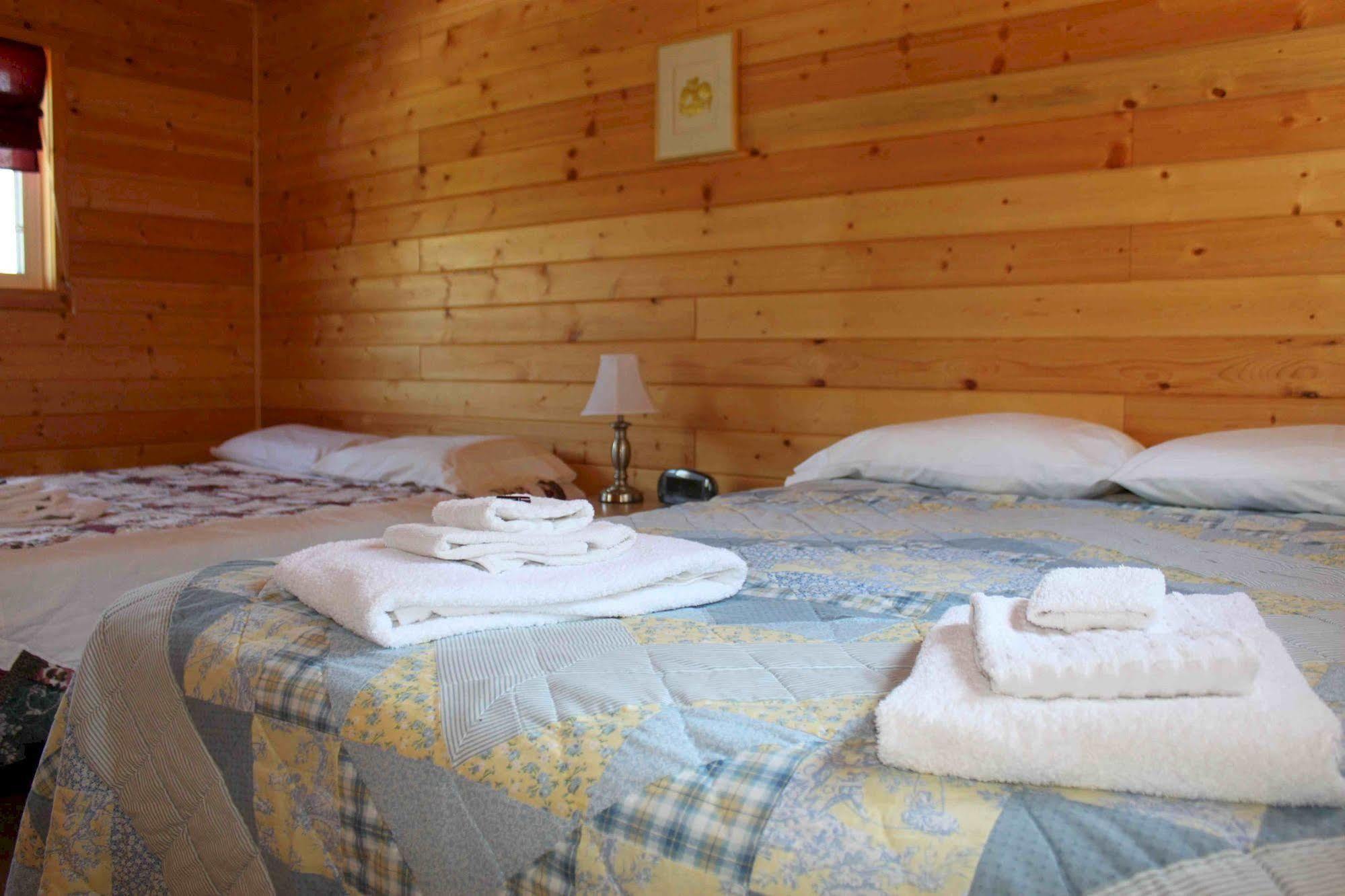 Hotel Sundog Retreat Whitehorse Exterior foto